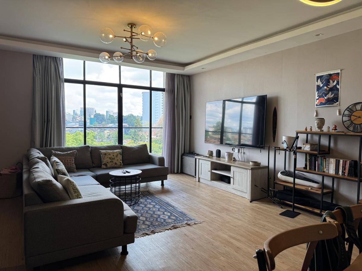 Serviced 2 Bed Apartment with En Suite in Westlands Area - 14