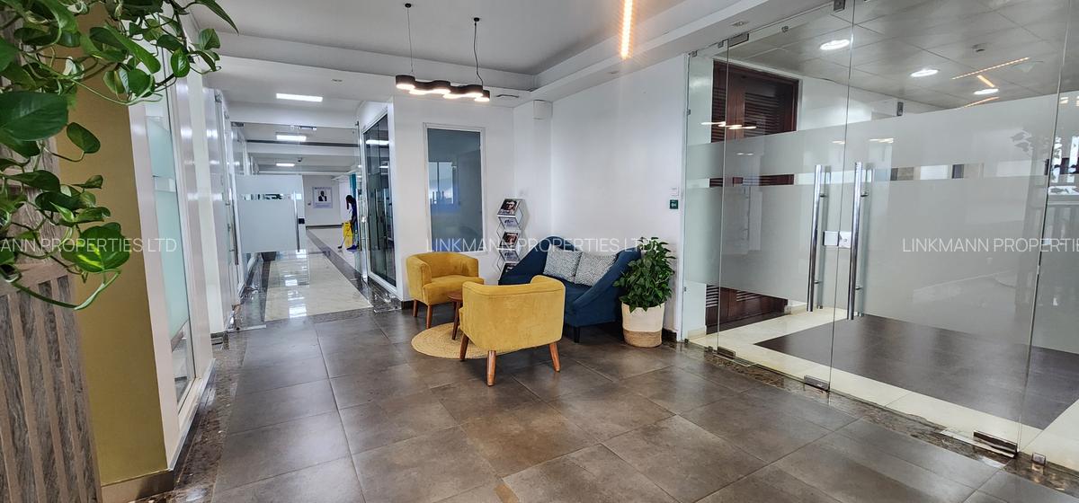 6,522 ft² Commercial Property with Service Charge Included in Westlands Area - 4