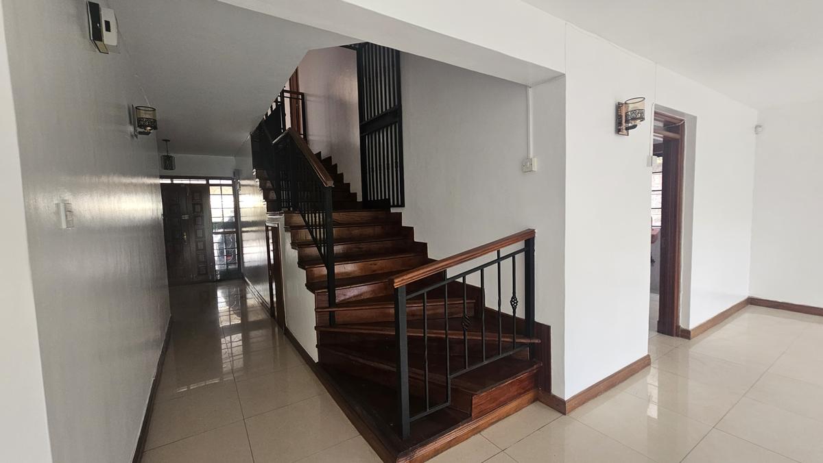5 Bed Townhouse with En Suite at Grevillea Grove - 13