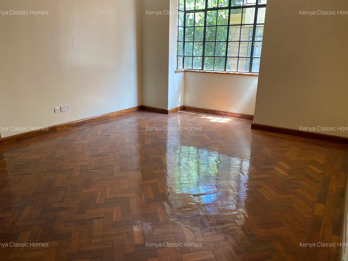 3 Bed Apartment with En Suite at Kilimani - 10