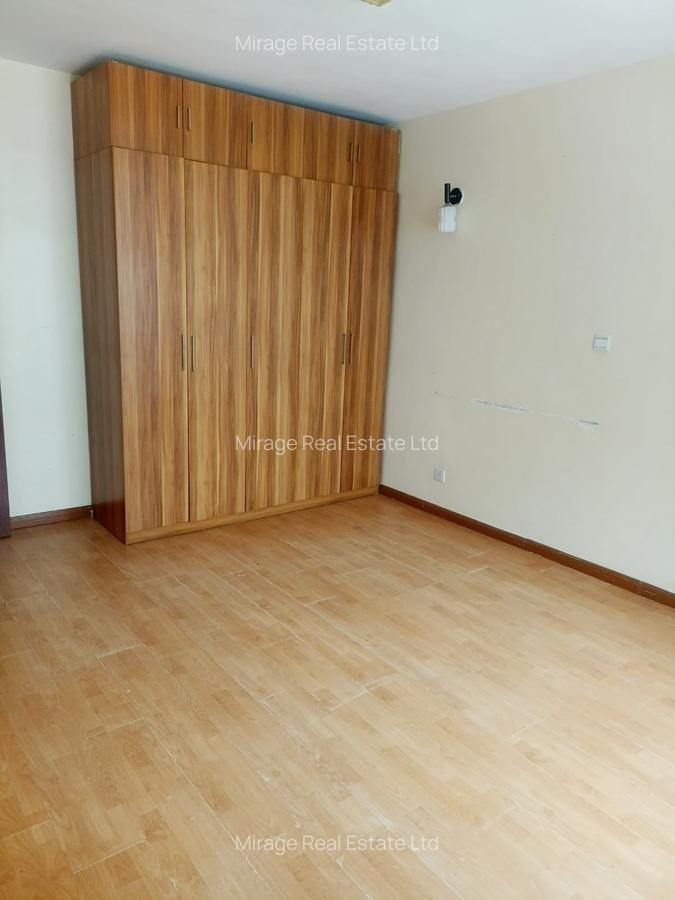 2 Bed Apartment with En Suite in Lavington - 11