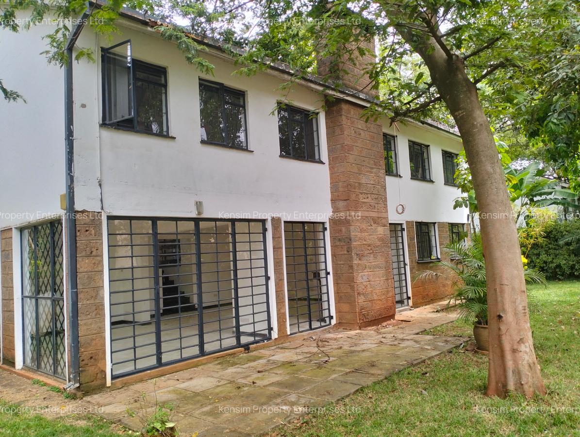 4 Bed Townhouse with En Suite in Lavington - 2
