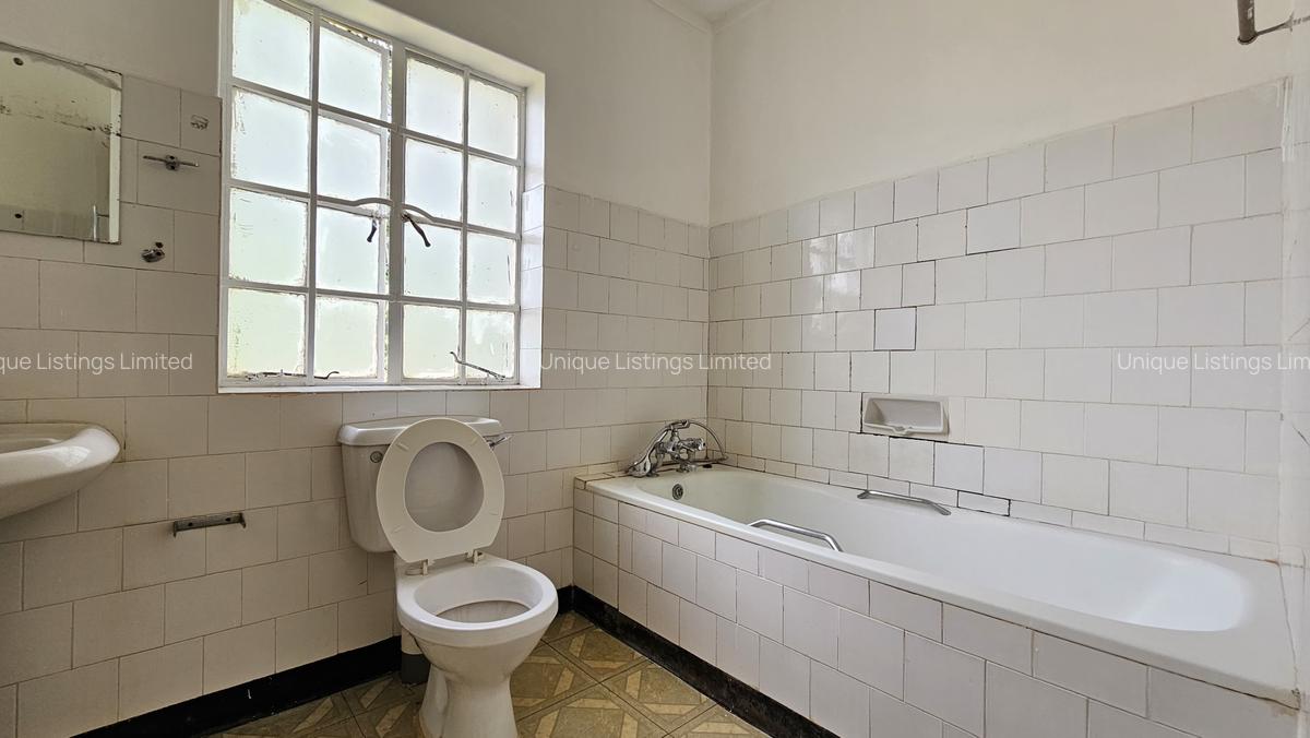 4 Bed Townhouse with Garden in Karen - 8