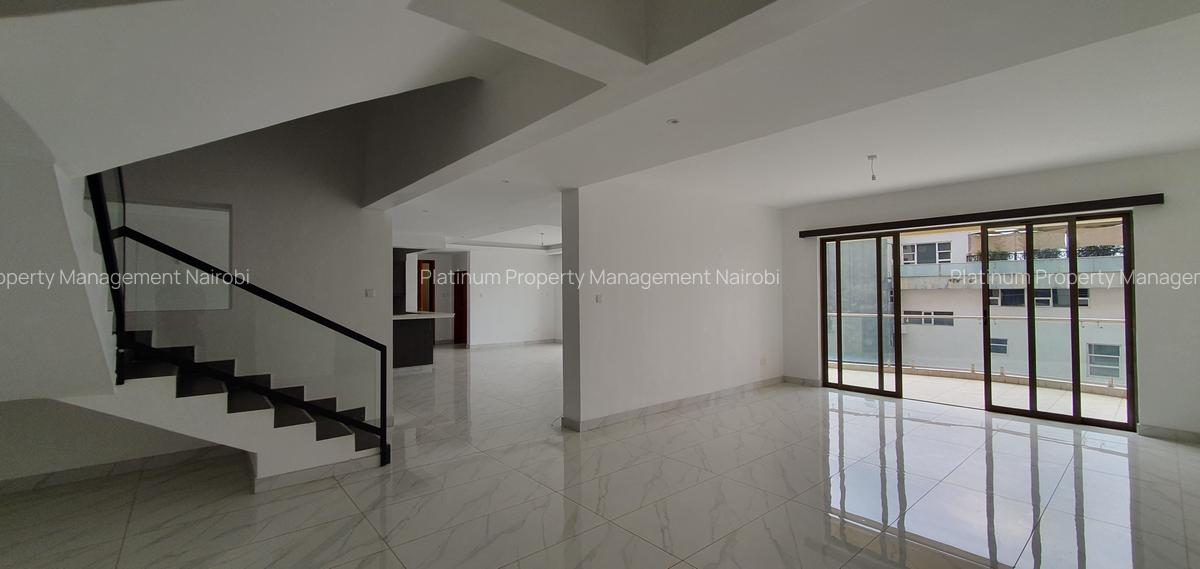 4 Bed Apartment with En Suite in General Mathenge - 2