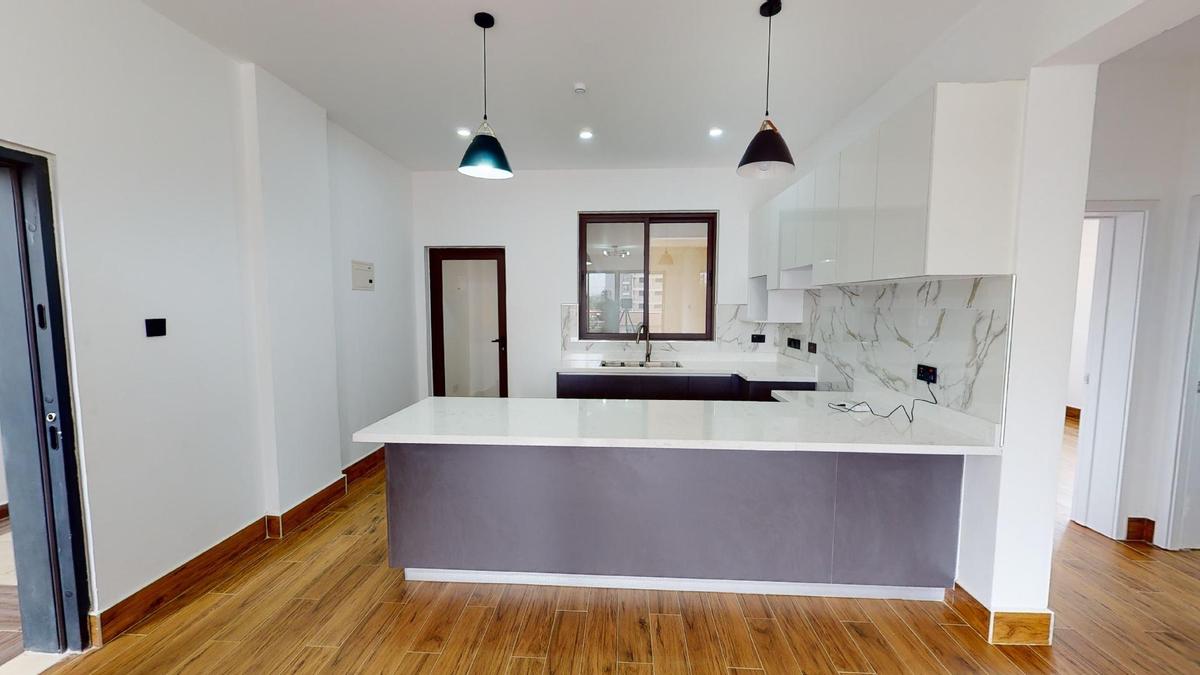 2 Bed Apartment with En Suite at Lavington - 14