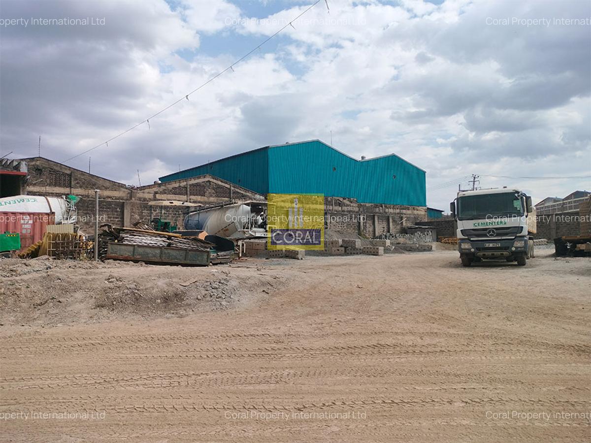Commercial Property in Industrial Area - 11