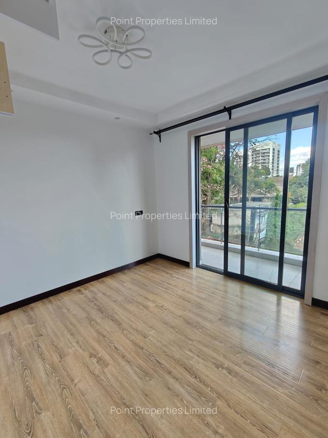 3 Bed Apartment with En Suite in Kilimani - 11