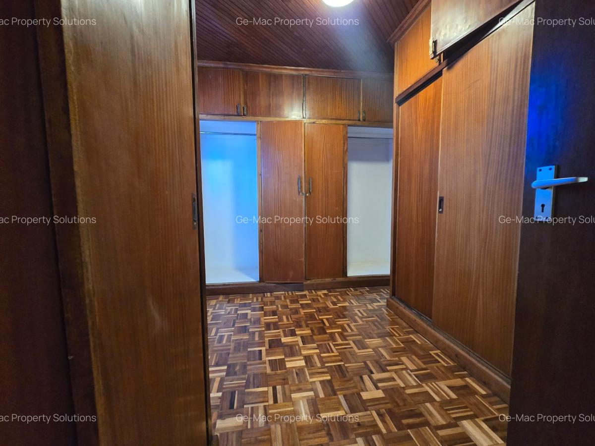 4 Bed House with En Suite in Gigiri - 5