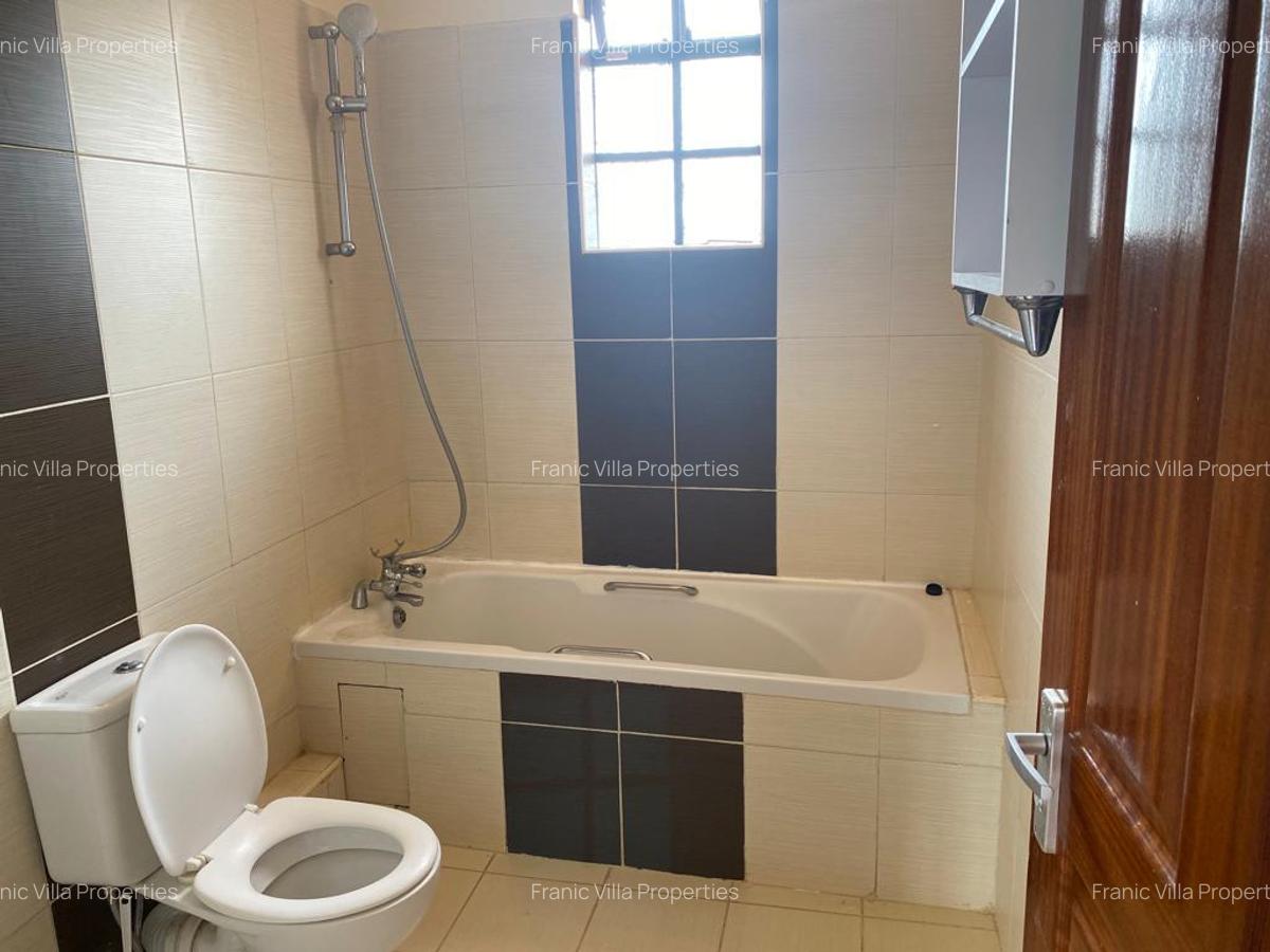 4 Bed Townhouse at Fourways - 7