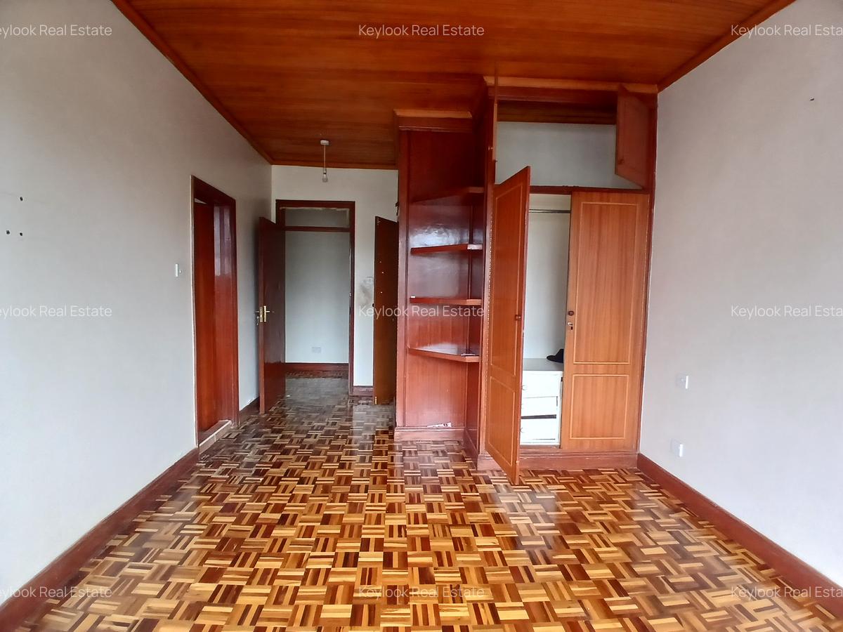 4 Bed Townhouse with En Suite at Lavington Green - 3