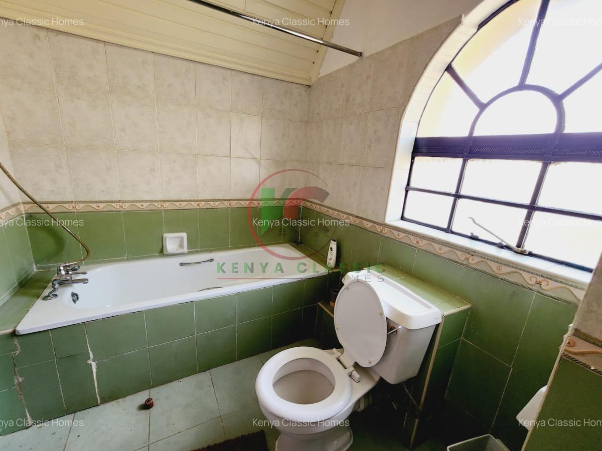 3 Bed Apartment with En Suite at Kilimani - 14