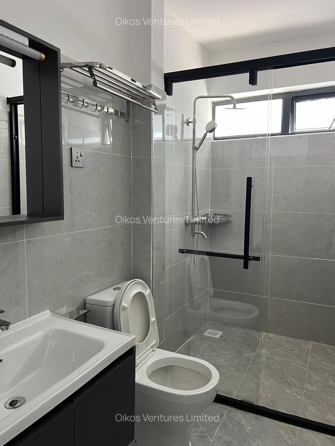 2 Bed Apartment with En Suite at Kindaruma Road - 3