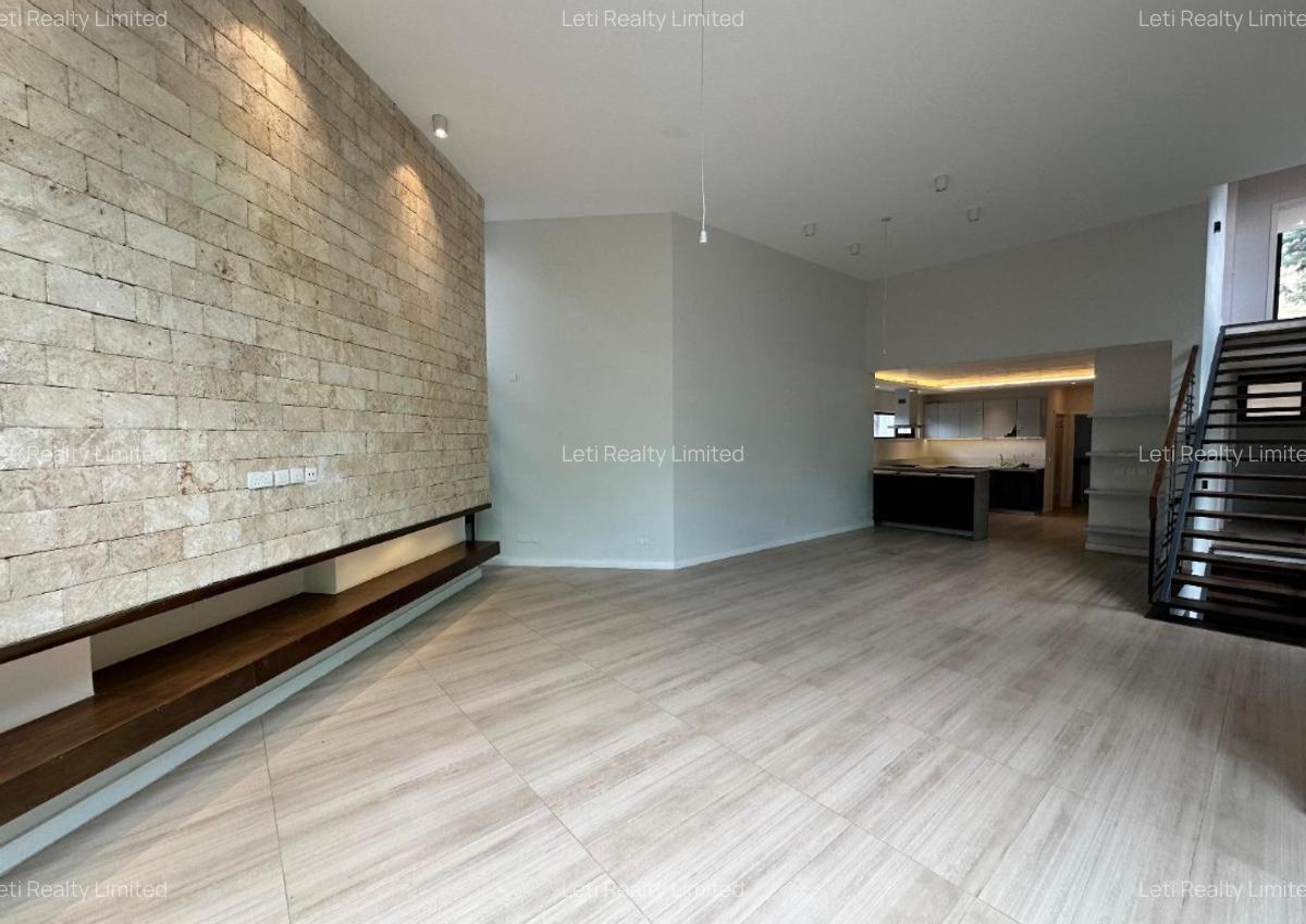 4 Bed Townhouse with En Suite in Lavington - 16