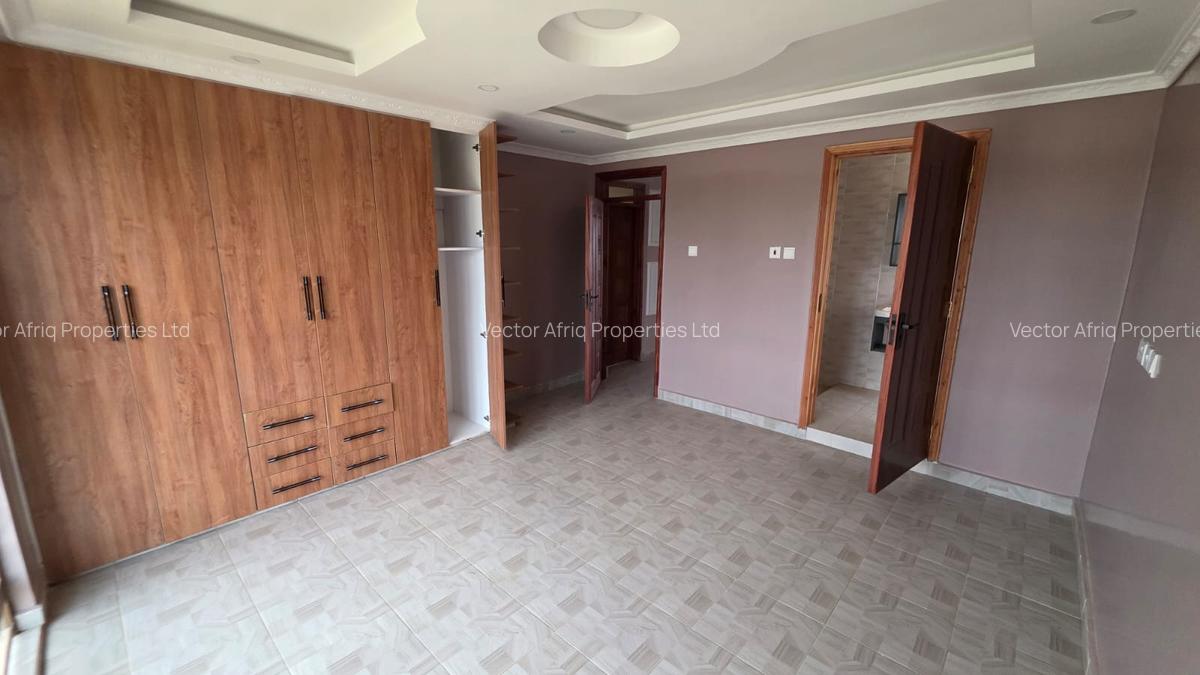 4 Bed Townhouse with En Suite in Ruiru - 8