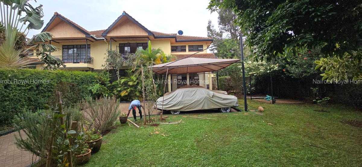 5 Bed Townhouse with Staff Quarters at Lavington - 1