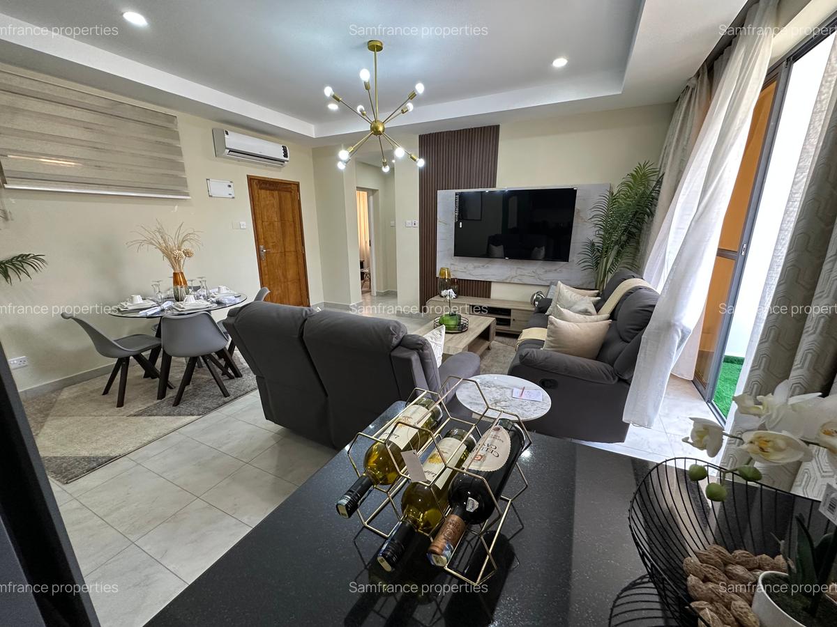 2 Bed Apartment with En Suite at 1 St Avanue - 5