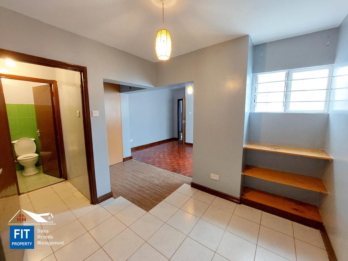 4 Bed Townhouse with En Suite in Parklands - 11