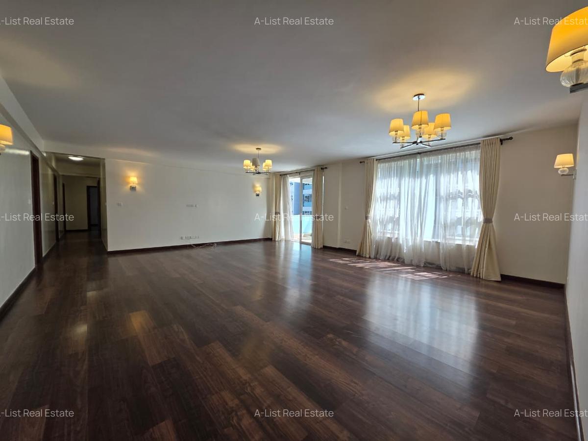 4 Bed Apartment with En Suite at General Mathenge - 8