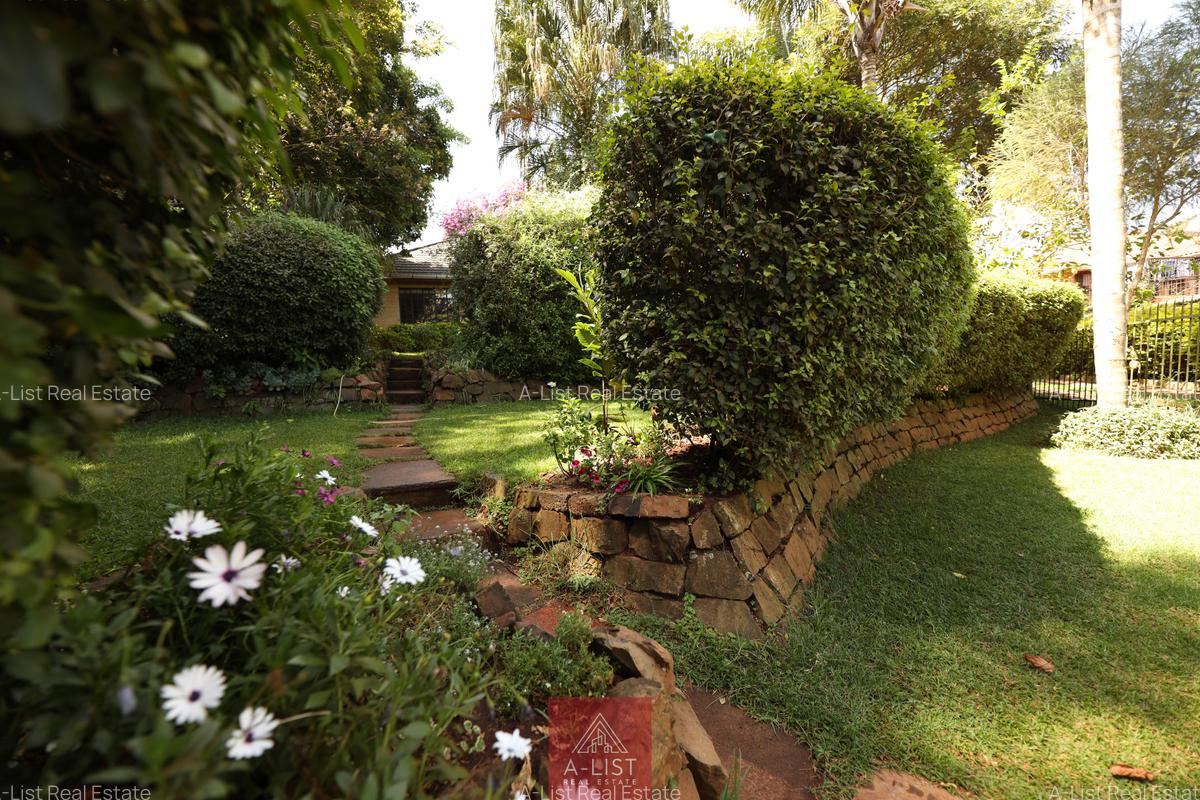 4 Bed House with En Suite at Loresho - 13