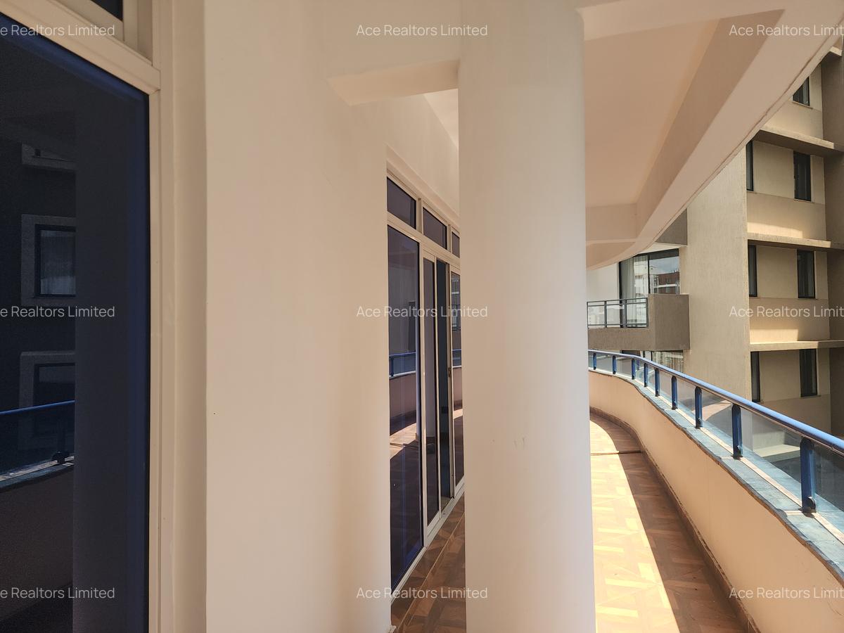 4 Bed Apartment with En Suite at Siaya Road - 10