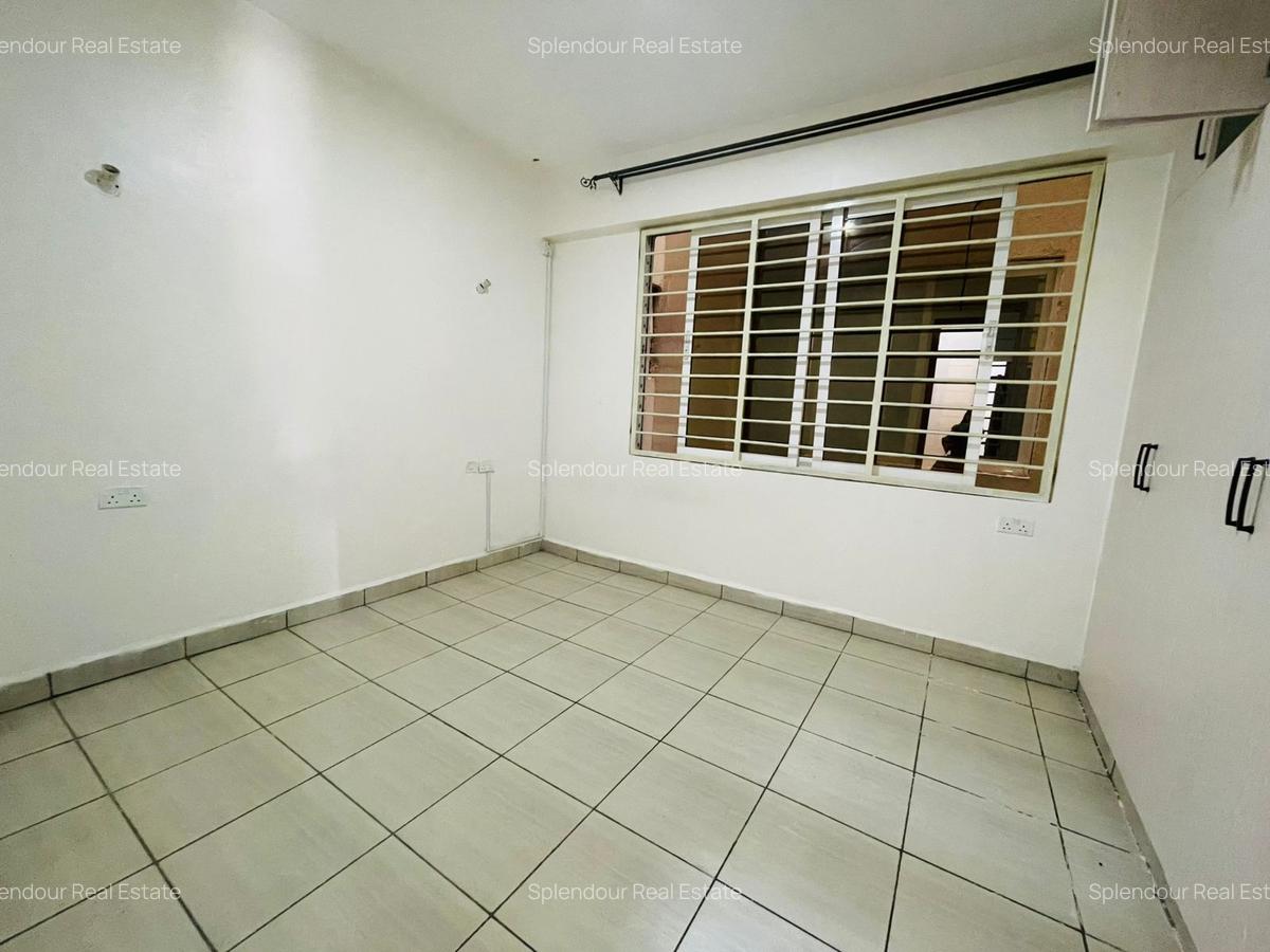 4 Bed Apartment with Borehole in Parklands - 10