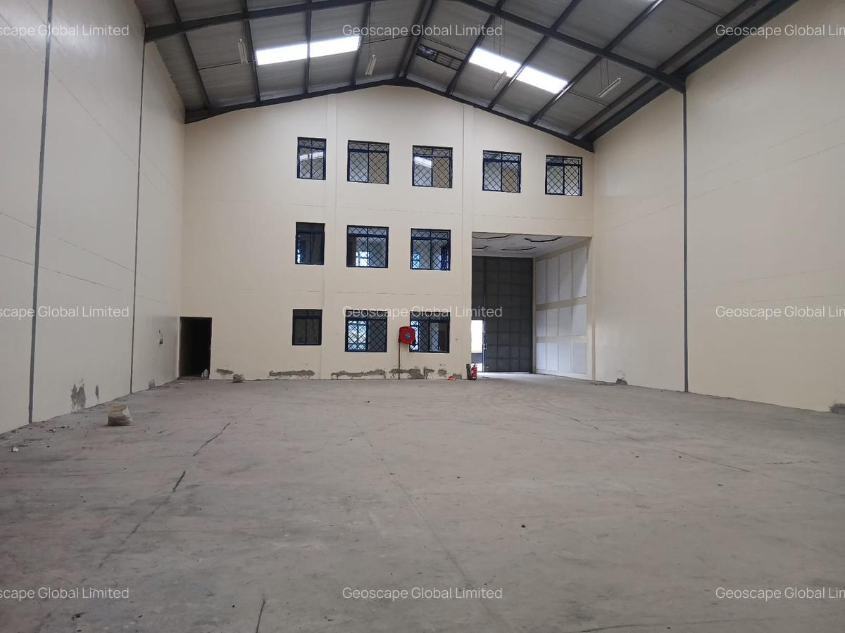 6,500 ft² Warehouse with Backup Generator in Industrial Area - 9