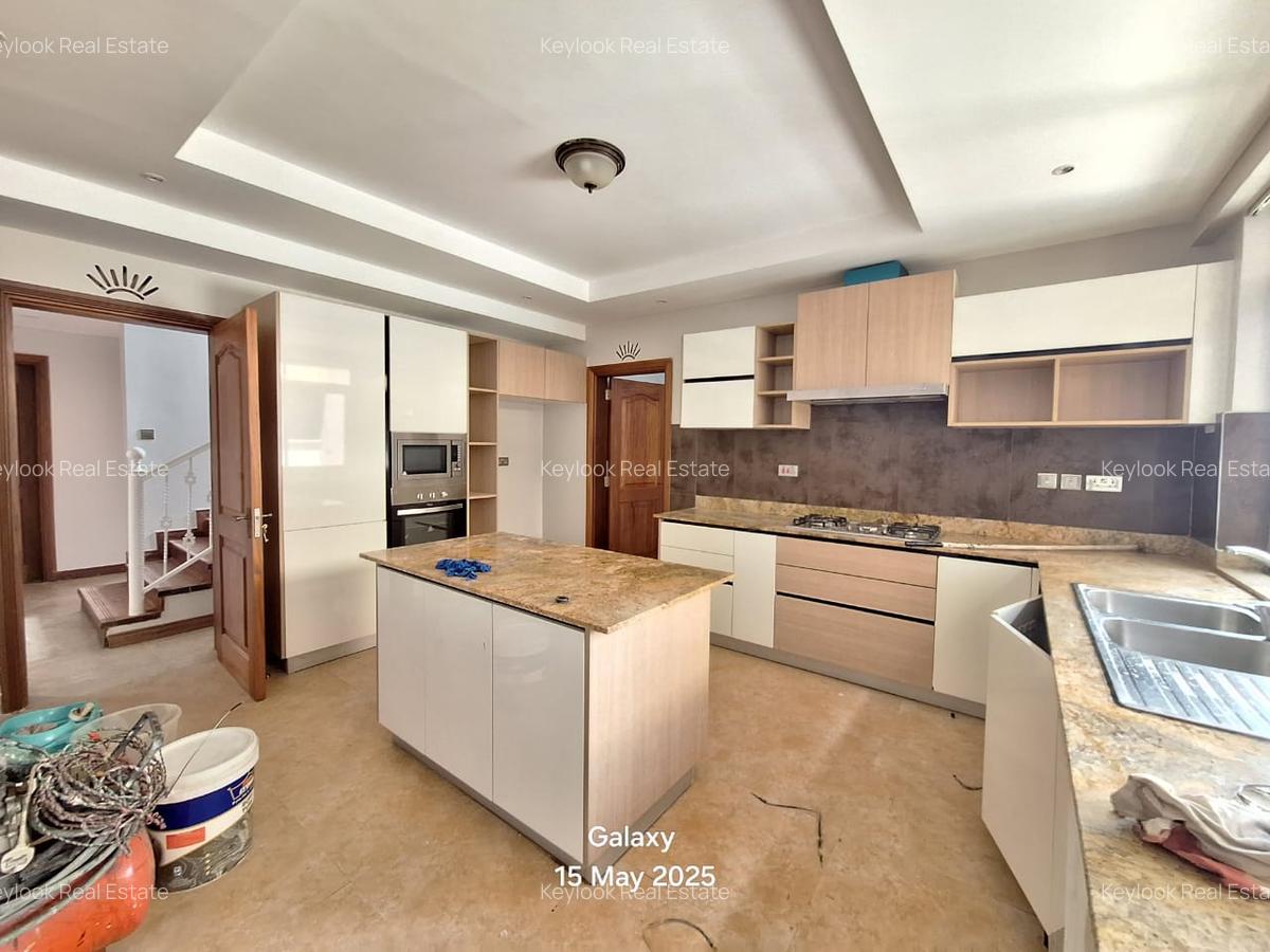 4 Bed Apartment with En Suite at Lavington - 1