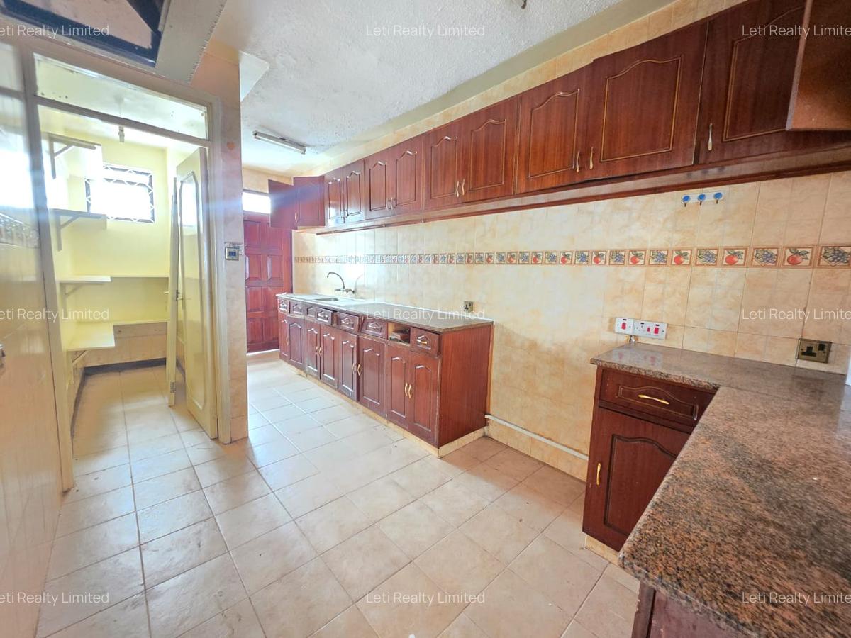 4 Bed Townhouse with En Suite in Kileleshwa - 5