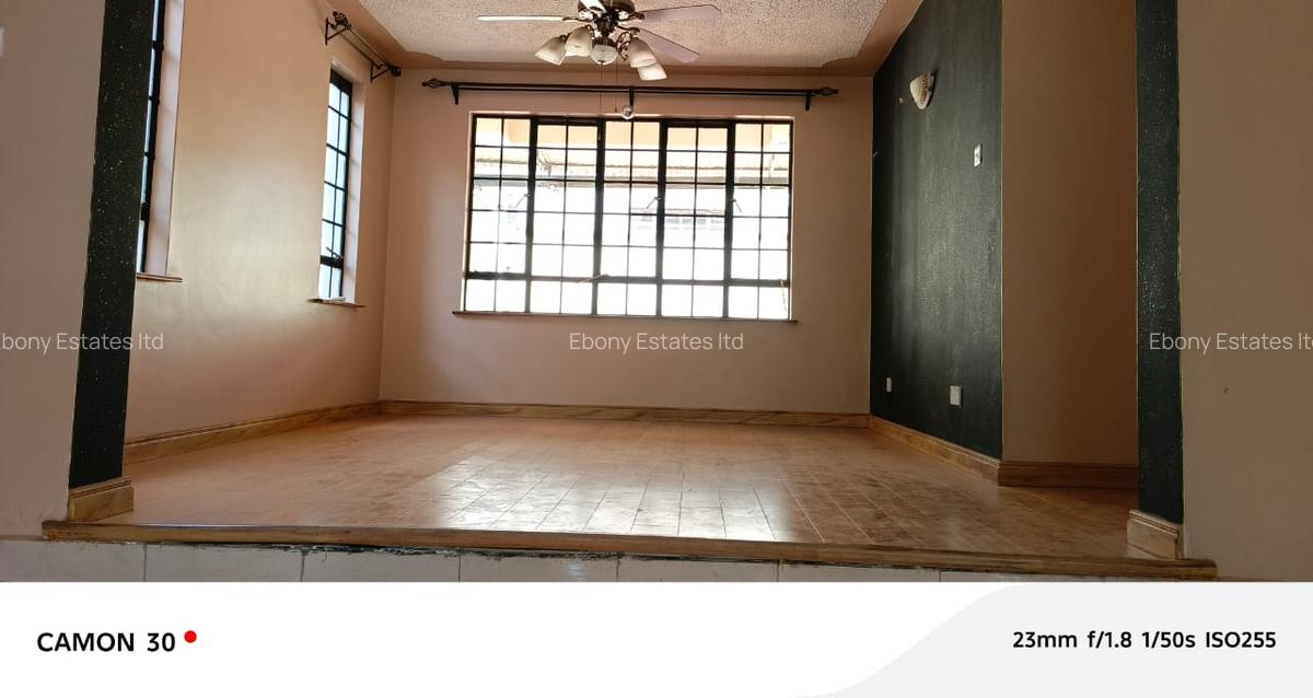 5 Bed Villa with En Suite in Lavington - 14