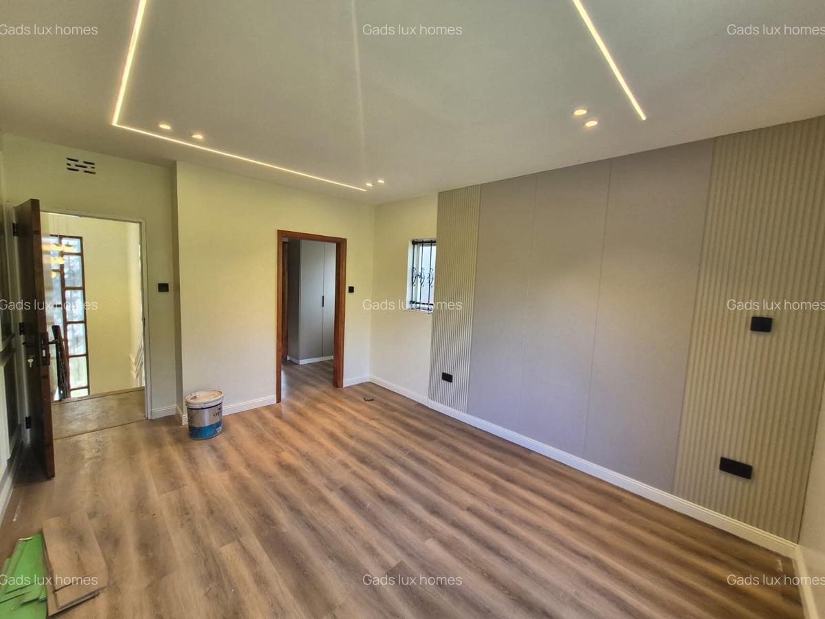 4 Bed Townhouse with En Suite at Old Muthaiga - 5