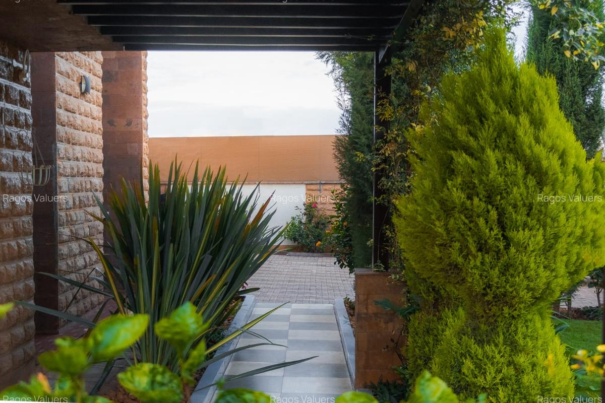 5 Bed House with En Suite at Kahawa Sukari - 18