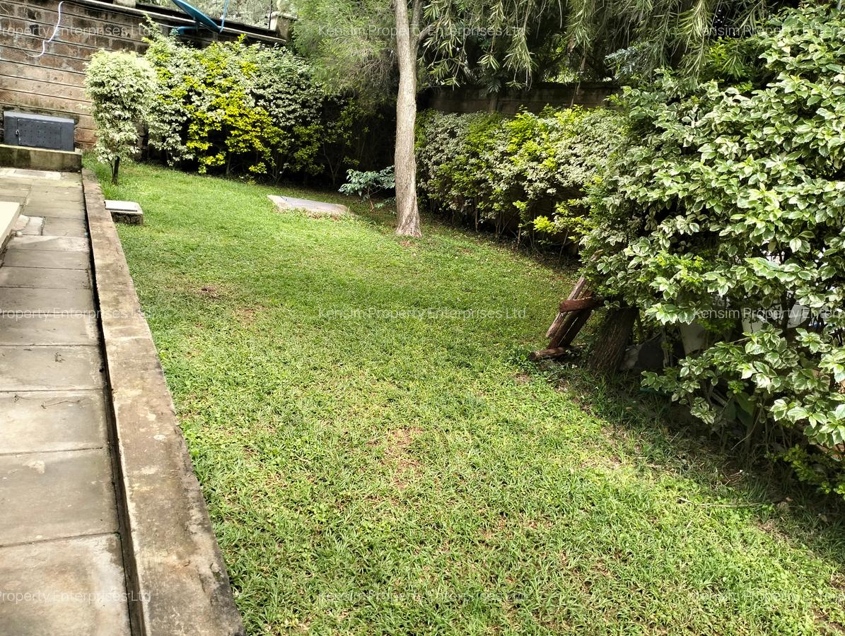 5 Bed Townhouse with En Suite in Lavington - 6