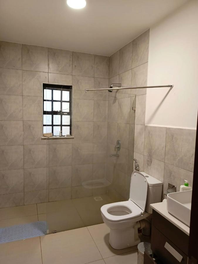 1 Bed House with En Suite in Runda - 6