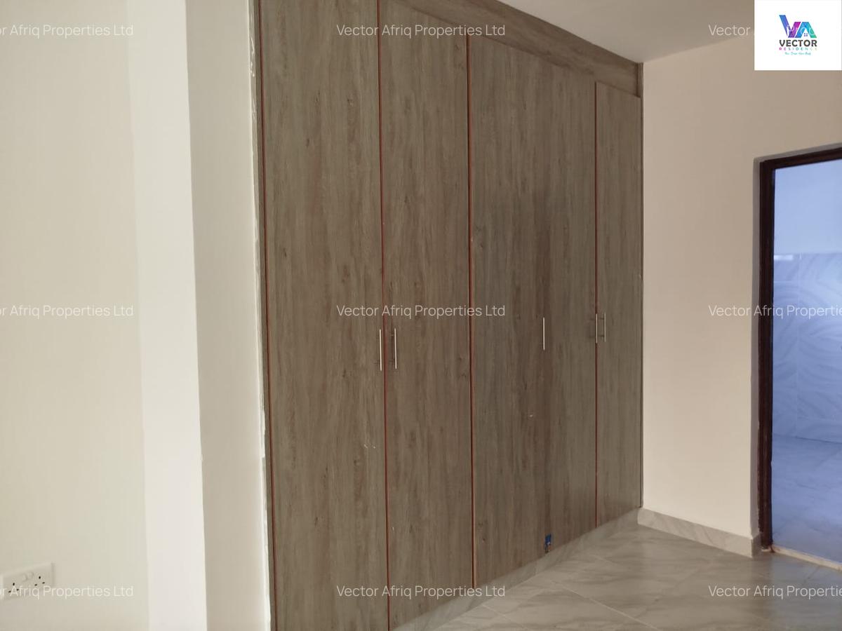 3 Bed House with En Suite in Kitengela - 11