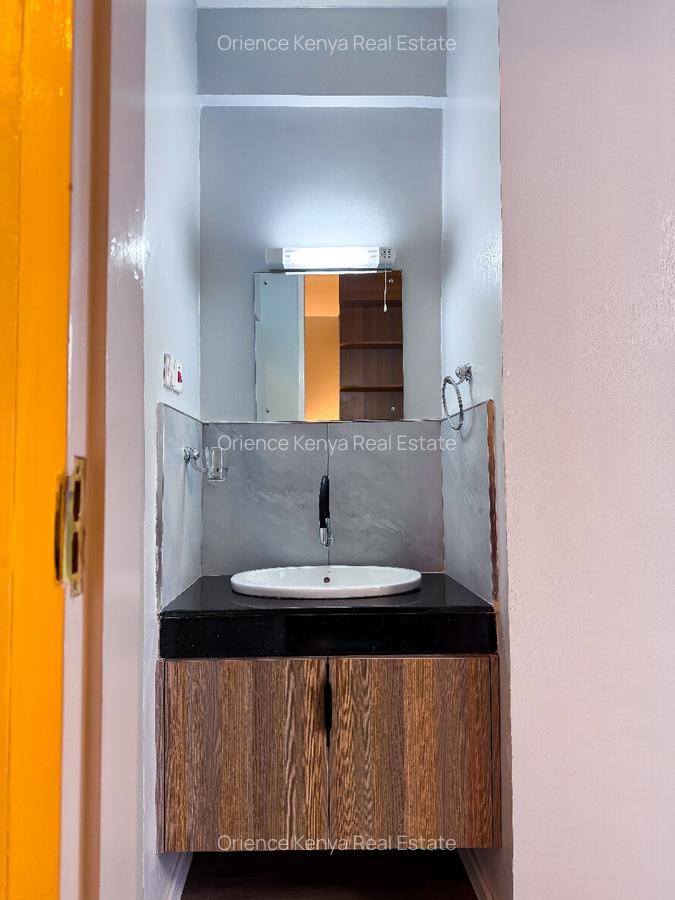 Serviced 1 Bed Apartment with En Suite in Uthiru - 9