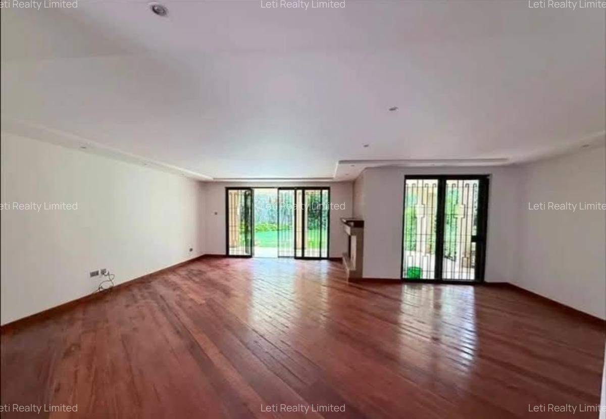 5 Bed Townhouse with En Suite in Lavington - 5