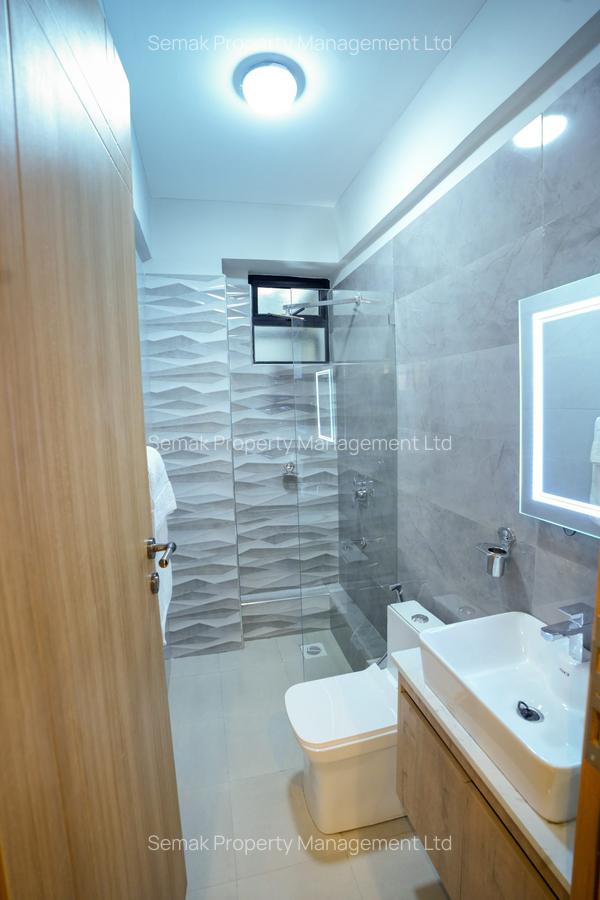 2 Bed Apartment with En Suite in Parklands - 4