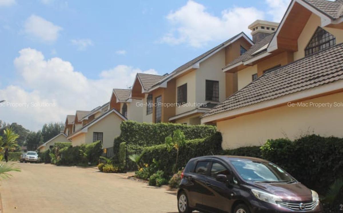 4 Bed Townhouse with En Suite in Kiambu Road - 14