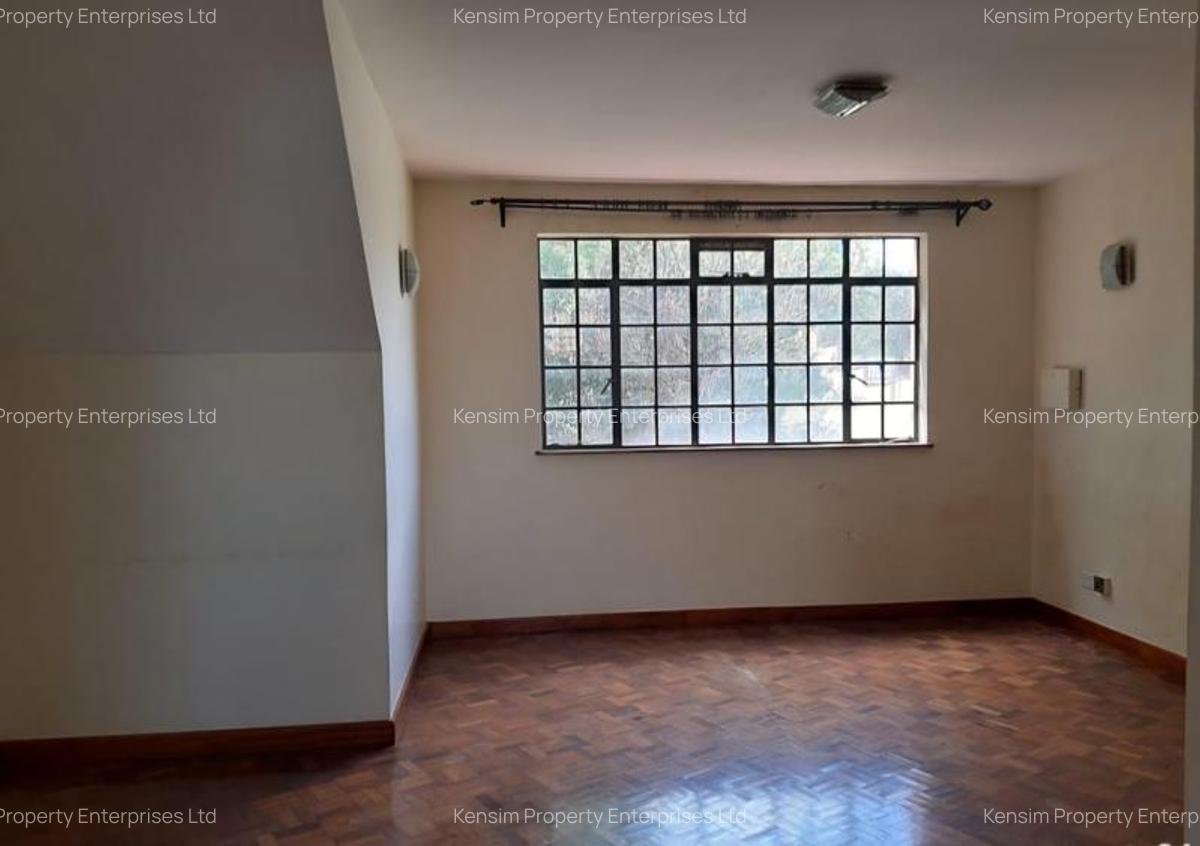 4 Bed Townhouse with En Suite in Lavington - 4