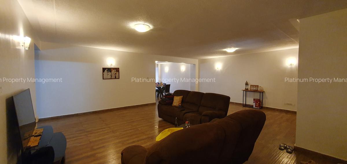 3 Bed Apartment with En Suite at Church Road - 8