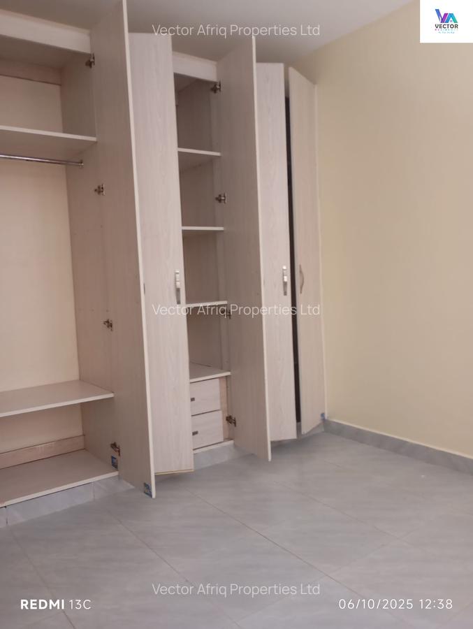 2 Bed Apartment with En Suite in Syokimau - 6