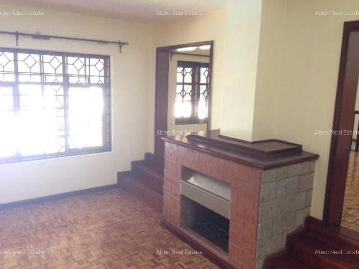 5 Bed House with En Suite at Nyari 5 Bedroom Ambassadorial House - 4
