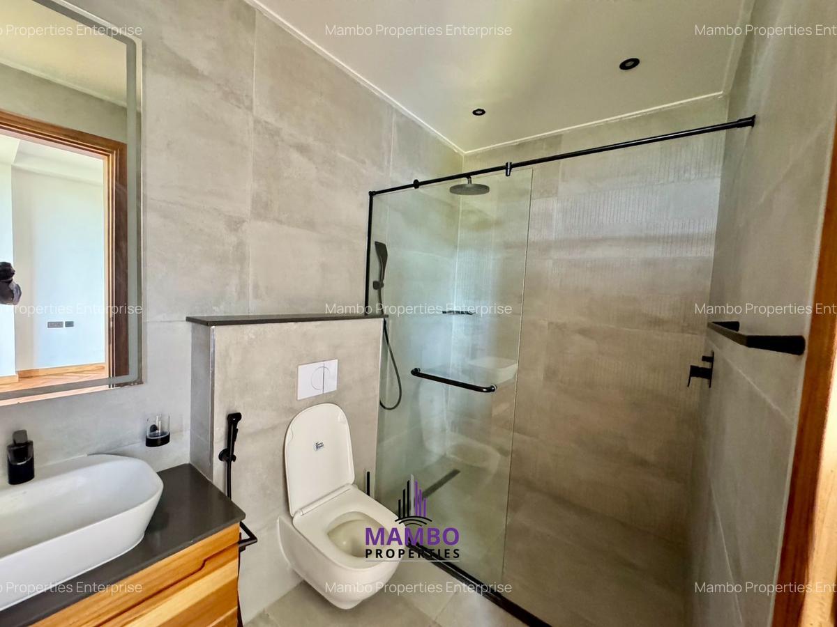 4 Bed Apartment with En Suite at Peponi Rd - 15