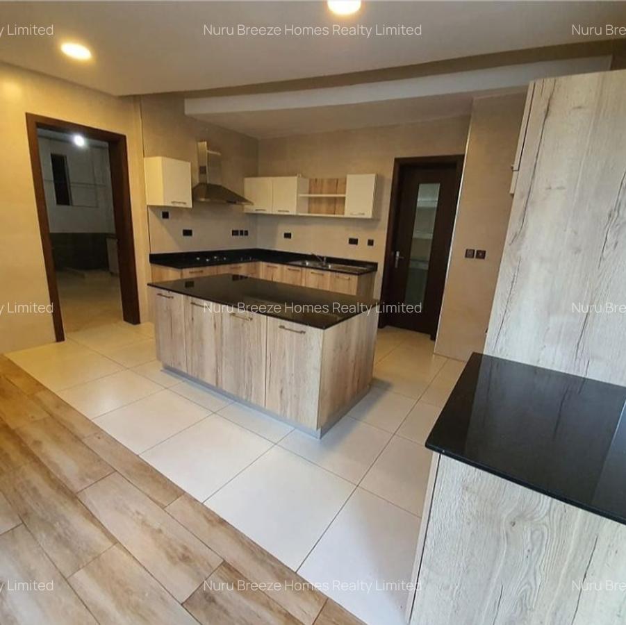 4 Bed Apartment with En Suite in General Mathenge - 3