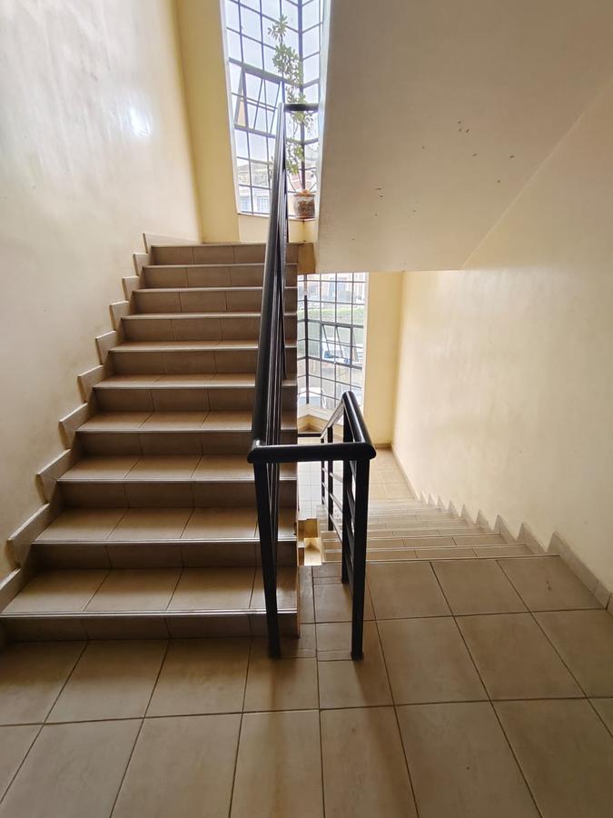 Serviced 2 Bed Apartment with En Suite in Riverside - 14