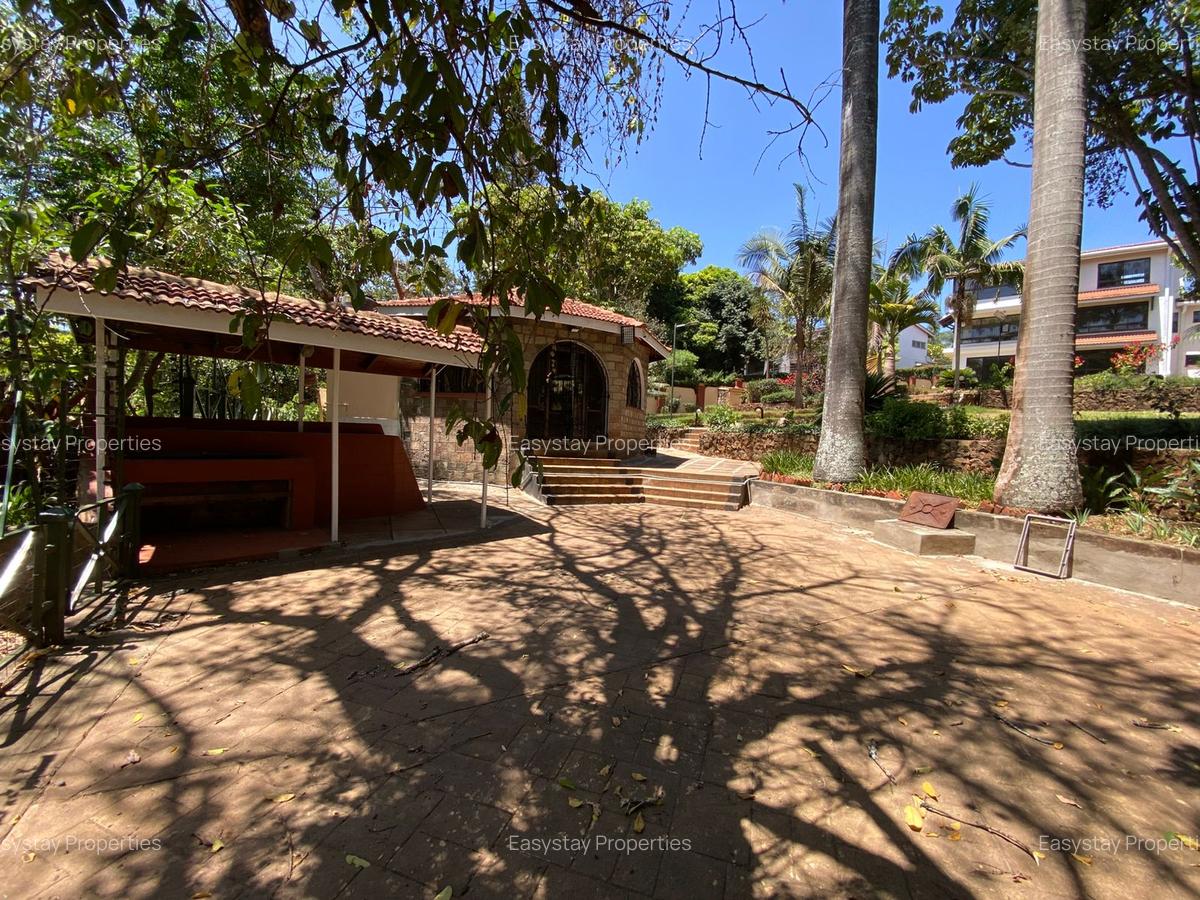 6 Bed House with En Suite in Gigiri - 1