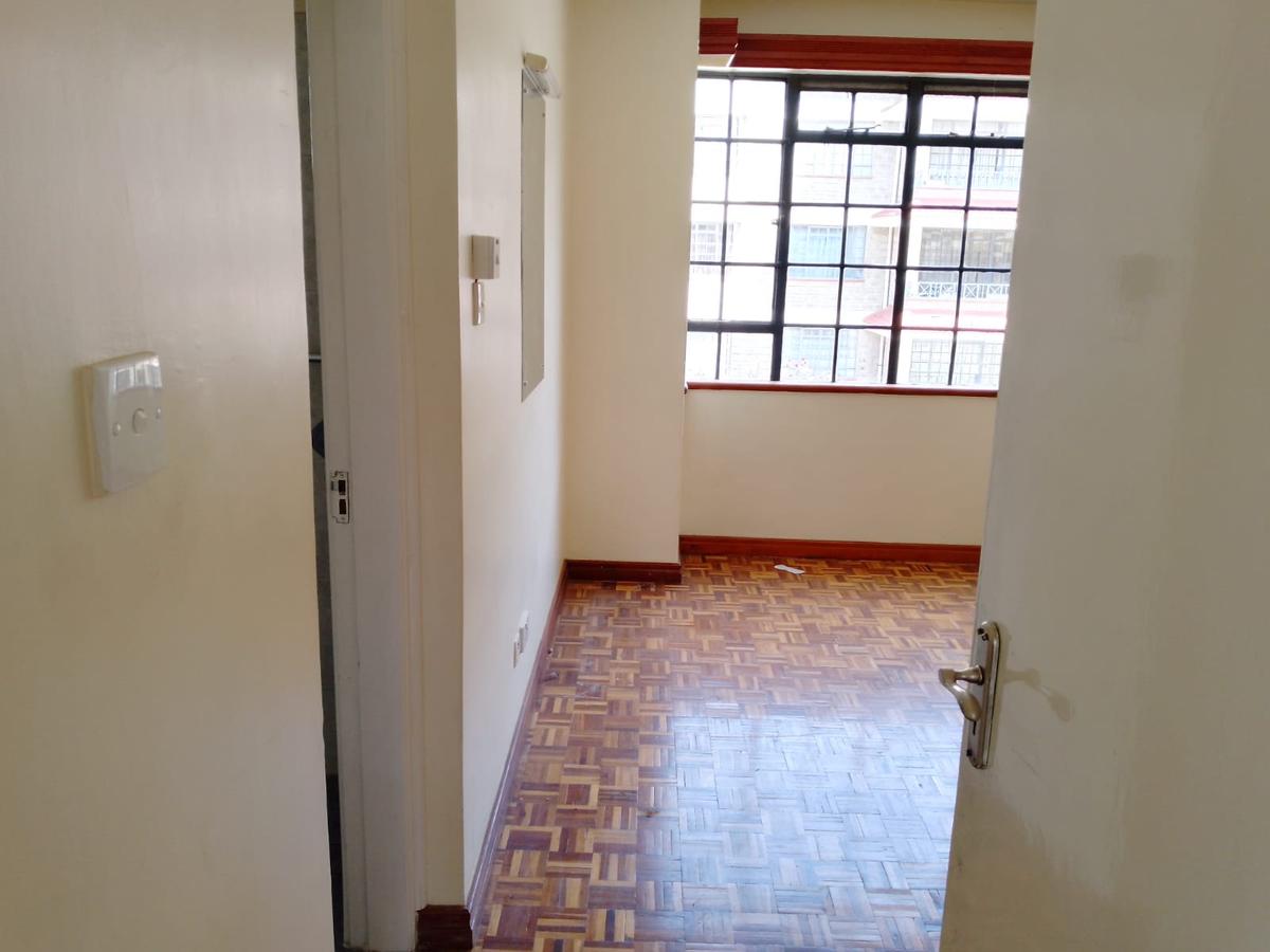 3 Bed Apartment with En Suite in Kilimani - 9