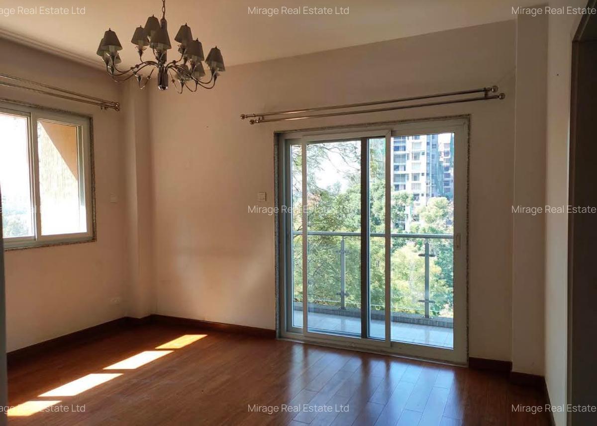 2 Bed Apartment with En Suite in Westlands Area - 10