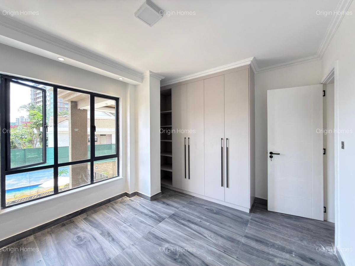 1 Bed Apartment with En Suite at Westlands - 12