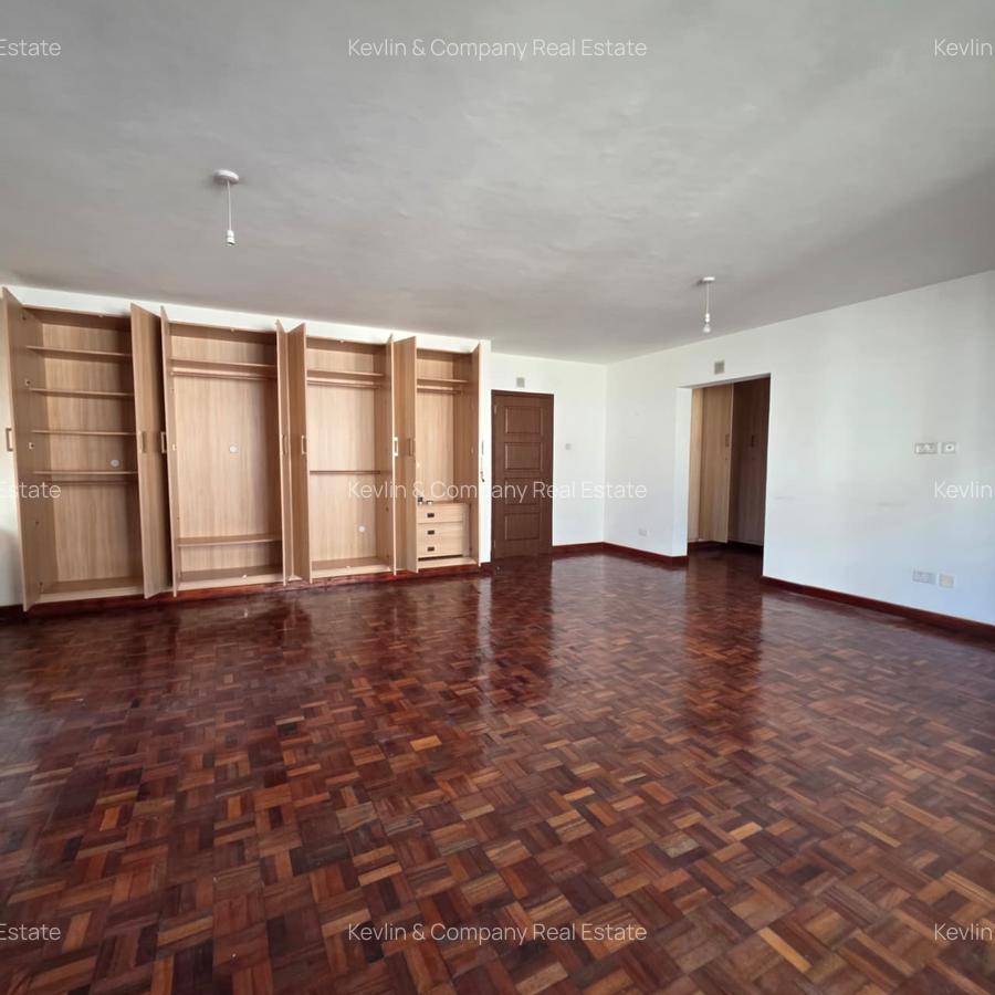5 Bed Apartment with En Suite in Kileleshwa - 14
